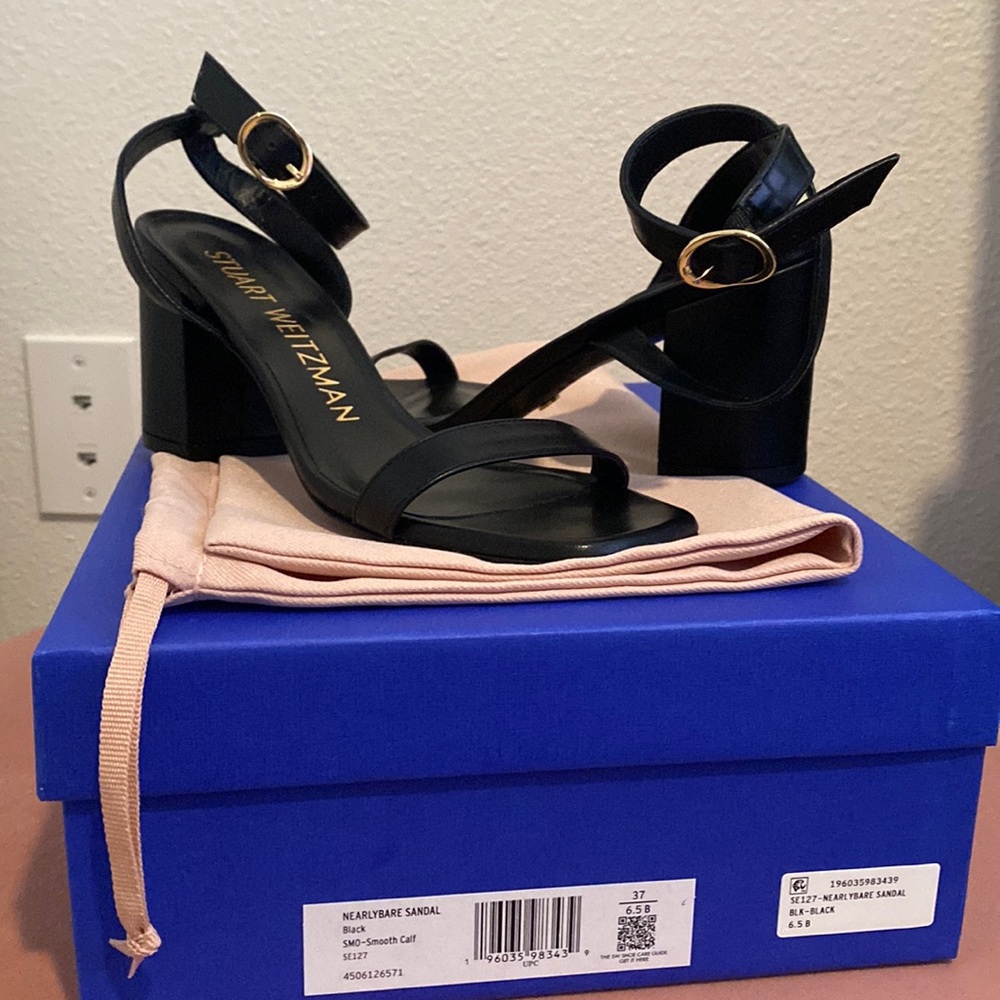 Stuart Weitzman nearlybare smooth calf leather black sandal/ heel